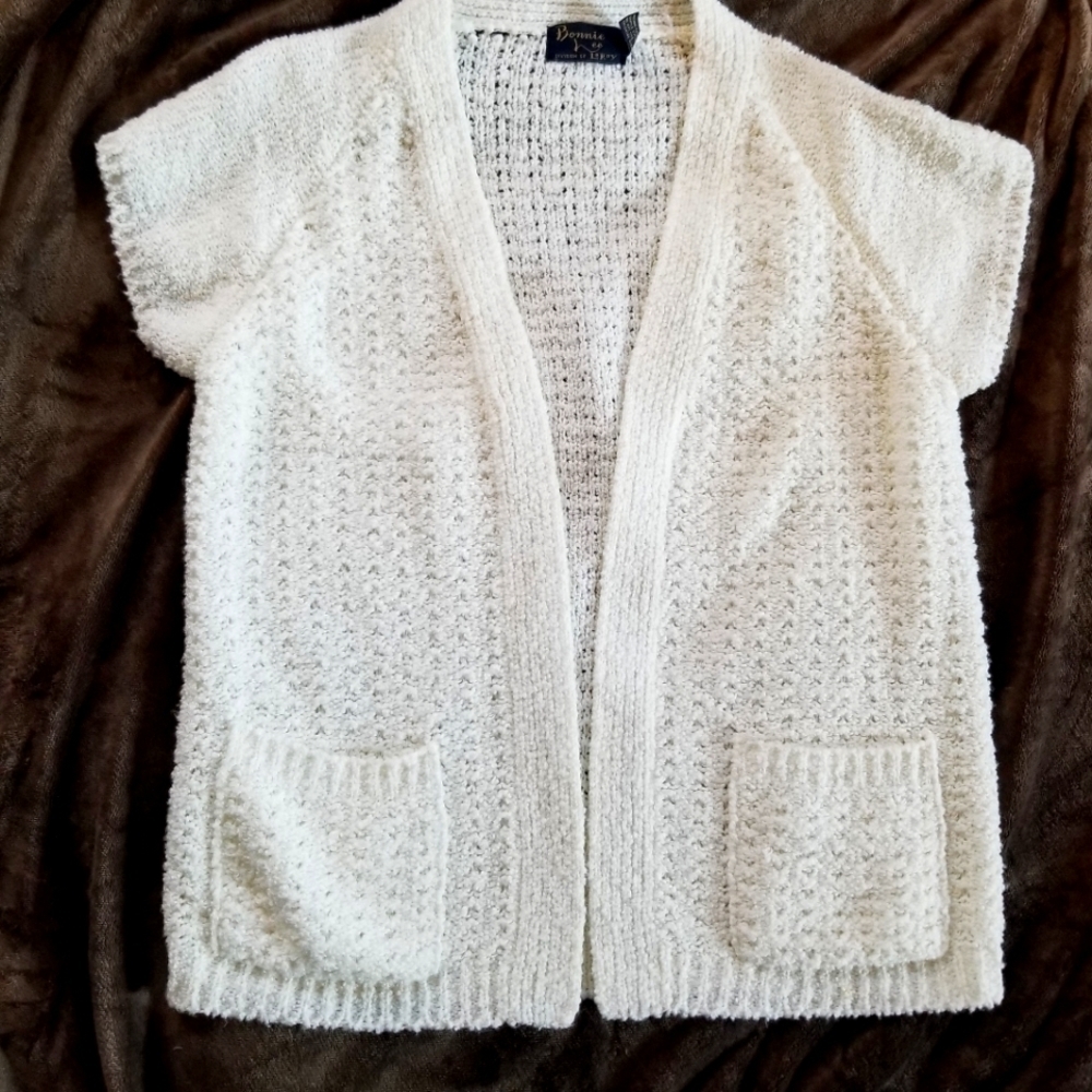Vintage Bonnie Lee white grandma knit cardigan